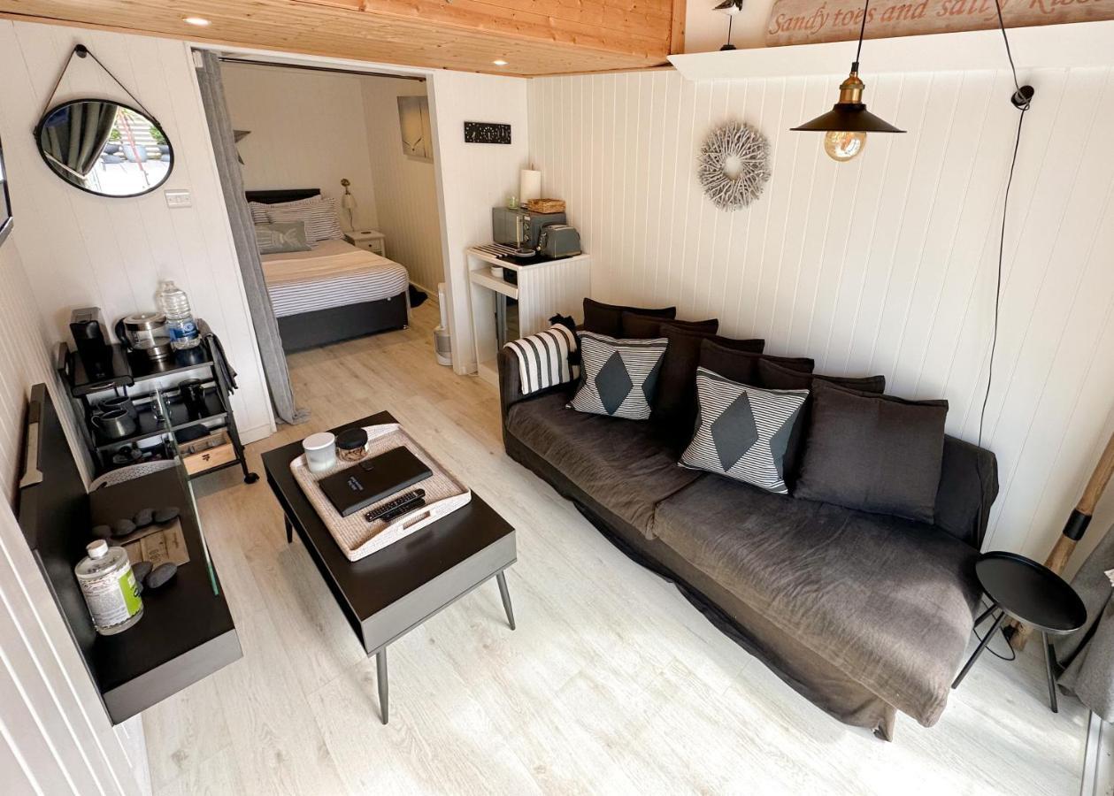 Seaside Cabin Retreat In Hayling Island South Hayling Buitenkant foto
