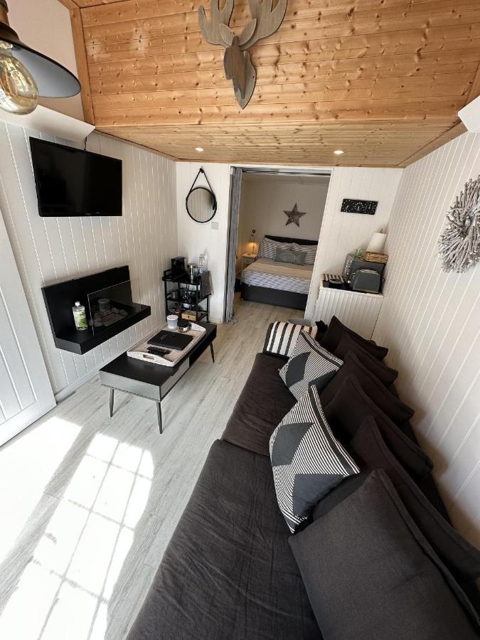 Seaside Cabin Retreat In Hayling Island South Hayling Buitenkant foto